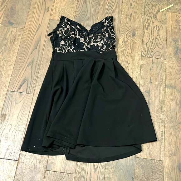 Windsor Dresses & Skirts - Windsor dress